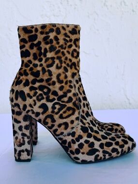 Leopard Print Block Heel Ankle Boots - Women's Tan/Black